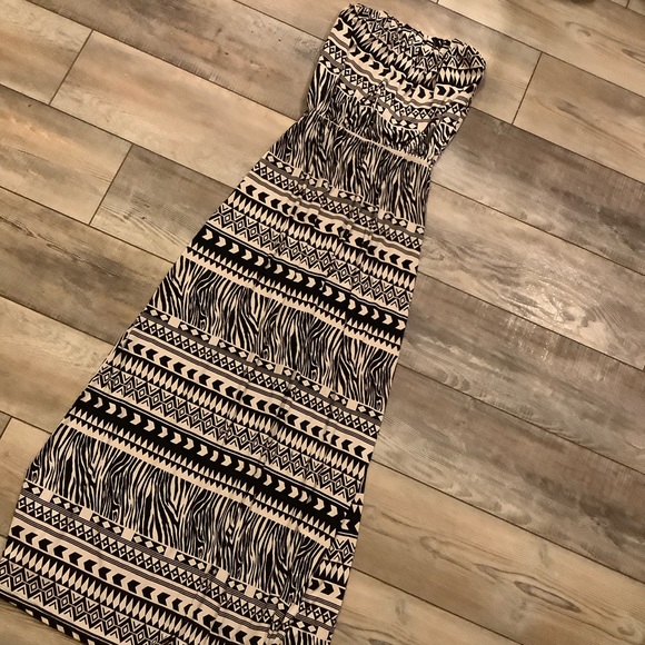 Windsor Brown & Black Strapless Long Dress - Picture 5 of 8